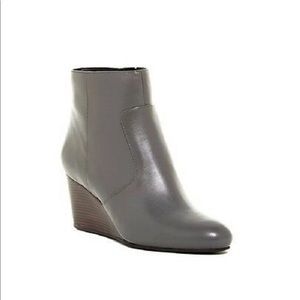 BRAND NEW Cole Haan booties